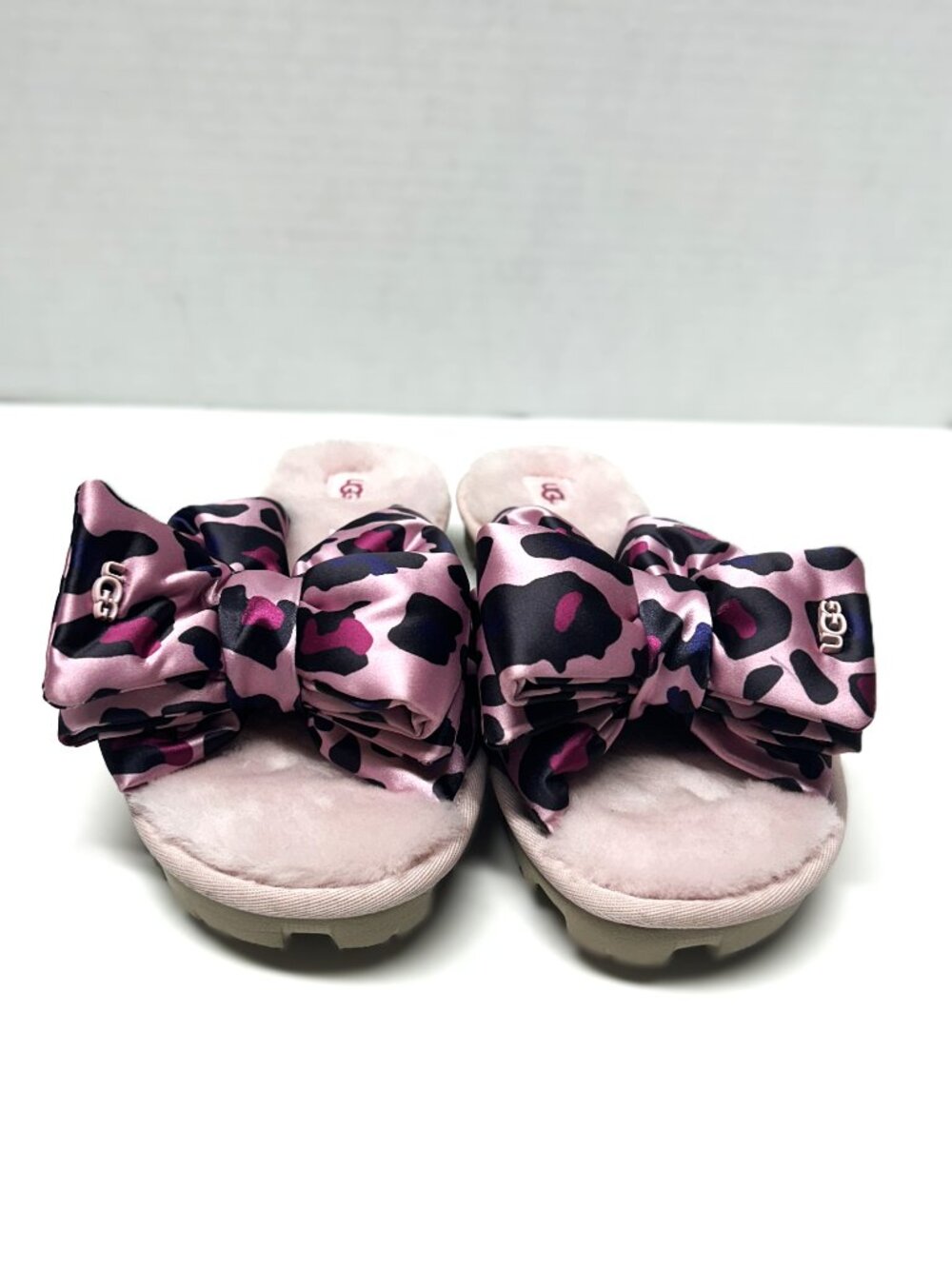 UGG Lushette leopard puffer satin slippers size 9 - Picture 2 of 9